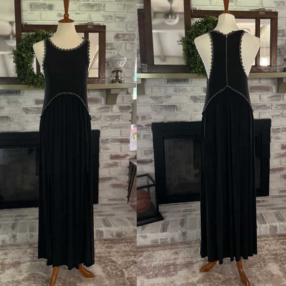 Front Slit Knit Racerback Maxi - Picture 2 of 3